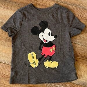 Old Navy Gray Short Sleeve Disney Mickey Mouse T-Shirt. Boys size 3T.